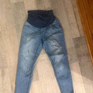 1822 Denim Straight Leg Maternity Jeans in Light Blue with Navy Waistband